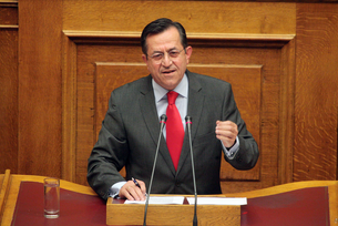 Κατάθεση μήνυσης από τον Νίκο Νικολόπουλο κατά του Γιάννη Αλαφούζου
