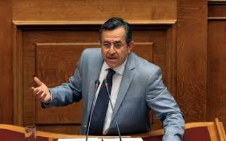 Το μήνυμα του Νίκου Νικολόπουλου στους υποψηφίους των πανελλαδικών εξετάσεων: «Μην εγκαταλείψετε ποτέ τα όνειρά σας»