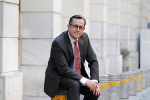 Νίκος Νικολόπουλος: Συνέντευξη για τη “νέα Πάτρα” που ονειρεύεται