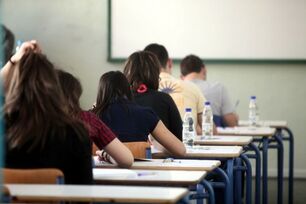  Με αφορμή την έναρξη των Πανελλαδικών εξετάσεων ο Βουλευτής Αχαΐας της ΝΔ Νίκος Νικολόπουλος έκανε την ακόλουθη δήλωση: 