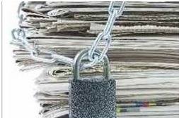 Τιμωρούν τις περιφερειακές εφημερίδες γιατί αρνήθηκαν να υπογράψουν  σύμφωνο ομαλής συμβίωσης με την κυβέρνηση και την τρόικα