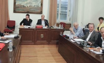Με παραπομπή στην επιτροπή δεοντολογίας απειλούν τώρα Γεωργιάδη και Λοβέρδο, μετά το φιάσκο με το πόρισμα