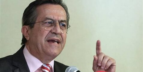 Νίκος Νικολόπουλος: Εμείς θέλουμε ο Σταυρός να ανυψωθεί και να τοποθετηθεί και πάλι στην θέση του!