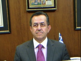 Περιοδεία στην Κόρινθο ΝΙΚΟΣΝΙΚΟΛΟΠΟΥΛΟΣ: Η ΕΛΛΑΔΑ ΔΕΝ ΤΡΟΜΑΖΕΙ, ΑΛΛΑΖΕΙ.