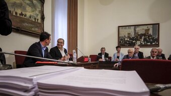 Εκτεθειμένη η κυβέρνηση από τους χειρισμούς της στην εξεταστική για το Ερρίκος Ντυνάν