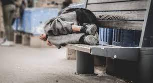 Να στηρίξουμε ουσιαστικά τους Άστεγους στην Πάτρα, δίνοντας τους εκτός από στέγη και εργασία στο Δήμο.