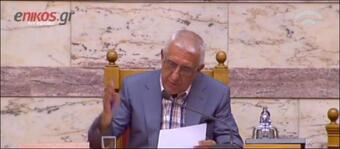 Το χιουμοριστικό σχόλιο του Κακλαμάνη στο κλείσιμο της συνεδρίασης - ΒΙΝΤΕΟ