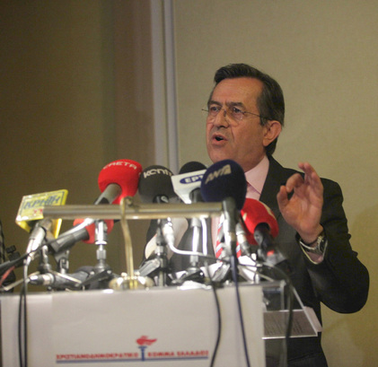 Νίκος Νικολόπουλος: Ψηφίζω Φαρμάκη για αυτονόητους λόγους.