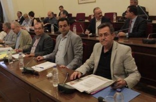 "ΚΟΛΛΗΣΕ ΣΤΟΝ ΤΟΙΧΟ" ΤΟΝ ΠΡΟΕΔΡΟ ΤΗΣ ΑΤΕ Ο ΝΙΚΟΣ ΝΙΚΟΛΟΠΟΥΛΟΣ - ΔΕΙΤΕ ΒΙΝΤΕΟ