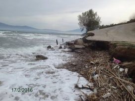 Στη Βουλή, η κραυγή αγωνίας για τη διάβρωση της ακτής στο Καλαμάκι! ΦΩΤΟ