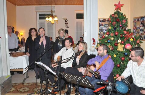 Εάν δεν μοιραστούμε το δάκρυ και το γέλιο μας δεν θα προχωρήσουμε μπροστά