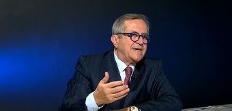 Ηλεκτρονικές «μαϊμού» κάλπες, εσωκομματικές παρωδίες και ο προάγγελος μιας εθνικής νοθείας