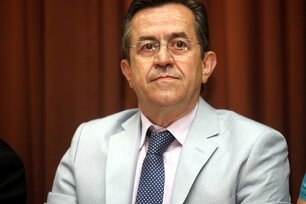 Νίκος Νικολόπουλος: "Θα ληφθούν επιτέλους οι απαραίτητες δράσεις για τον εμβληματικό χώρο της πόλης των Πατρών, τον Μόλο;"