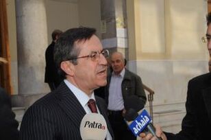Η Κυβέρνηση των 213 νομοσχεδίων, μηδενικής αποτελεσματικότητας, προωθεί το 15ο «φορομπηχτικό» νόμο.