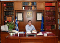 Ν. Νικολόπουλος στο γρραφείο του