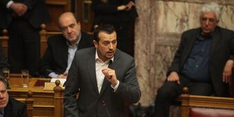 «Να αλλάξει γραμμή η ΝΔ για τις τηλεοπτικές άδειες» λέει ο Παππάς
