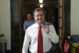 Ν. Νικολόπουλος: Επίκαιρη Ερώτηση για το “Σκάνδαλο του έργου της  Σήραγγας Όθρυος της ΕΡΓΟΣΕ ( Σύμβαση 470/21-4-2007)” Καταγγελίες - Φωτιά για τους «εθνικούς εργολάβους»