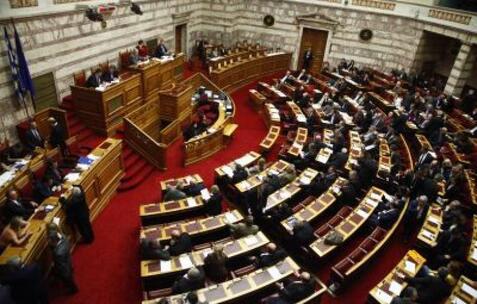 Βουλή: Αντιπαράθεση του προέδρου της ΕΛΣΤΑΤ με βουλευτές για το έλλειμμα του 2009