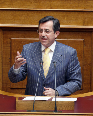 Κυβερνητική σύγχυση και προκλητικότητα στο πρόβλημα των αθρόων εισαγωγών λεμονιών