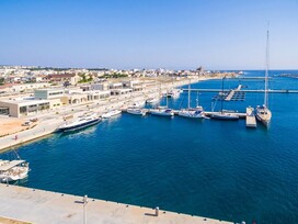 Για τον Ιούνιο του 2018 (!) μετατίθεται η λειτουργία της νέας μαρίνας Ρόδου    Πηγή:www.dimokratiki.gr