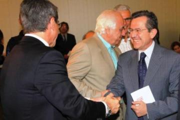 Τι συμβαίνει μεταξύ Λοβέρδου και Νικολόπουλου;