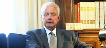 Νίκος Νικολόπουλος στο «Π»: «Κατάντια! Από πρωθυπουργός… διαιτητής!»