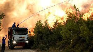 Οι πυρκαγιές που μαίνονται στην Ελλάδα είναι μια τραγωδία