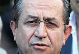 Ο ΝΙΚΟΣ ΝΙΚΟΛΟΠΟΥΛΟΣ ΖΗΤΑ ΝΑ ΔΙΑΒΑΣΤΕΙ ΤΟ ΕΥΑΓΓΕΛΙΟ ΜΕΣΑ ΣΤΗΝ ΑΓΙΑ ΣΟΦΙΑ, ΟΠΩΣ ΔΙΑΒΑΣΤΗΚΕ ΚΑΙ ΤΟ ΚΟΡΑΝΙ