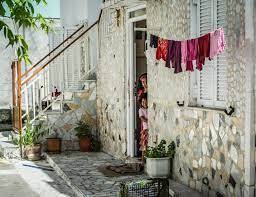 Εκτός της ανάπλασης, προηγείται και η ασφάλεια των κατοίκων στην συνοικία των προσφυγικών.