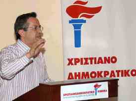 Ν. Νικολόπουλος σε συγκέντρωση στελεχών στην Κόρινθο: "Οι εκβιασμοί του κ. Βενιζέλου"