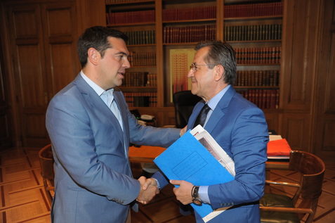 Νίκος Νικολόπουλος: «Ο εκλογικός νόμος δεν προσφέρεται για μικροπολιτικά παιχνίδια» Συνάντηση με τον πρωθυπουργό