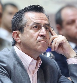 Νίκος Νικολόπουλος : «Δεν ψηφίζω νόμους που εξισώνουν το σύμφωνο συμβίωσης με τον γάμο»
