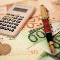 Ένταση στη συζήτηση για τον προυπολογισμό