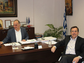 Ο Νίκος Νικολόπουλος με τον Παύλο Τονικίδη στο Επιμελητήριο Κιλκίς
