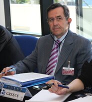 Την άποψη πως η «επιλεκτική χρεοκοπία» είναι πιθανόν να σημάνει και την... κανονική χρεοκοπία της χώρας
