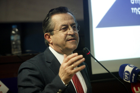 Το ΧΡΙ.Κ.Ε. απαντά στις ανακρίβειες και τις συκοφαντίες του Δ. Κοντομηνά  Το Χριστιανοδημοκρατικό Κόμμα Ελλάδος με αφορμή τις συκοφαντίες του εξεταζόμενου μάρτυρα Δ. Κοντομηνά εις βάρος του Νίκου Νικολόπουλου εξέδωσε την ακόλουθη ανακοίνωση: