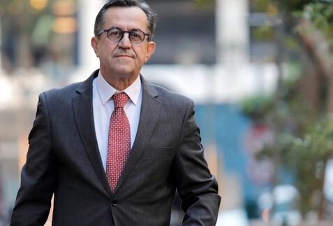 Νίκος Νικολόπουλος: Άρχισε το προεκλογικό «βόλεμα» από τον Κ. Πελετίδη με 40 συμβασιούχους!