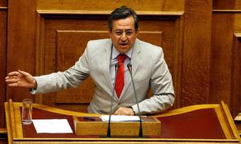 Βουλή: Έξαλλος ο Νικολόπουλος με τον Αμυρά