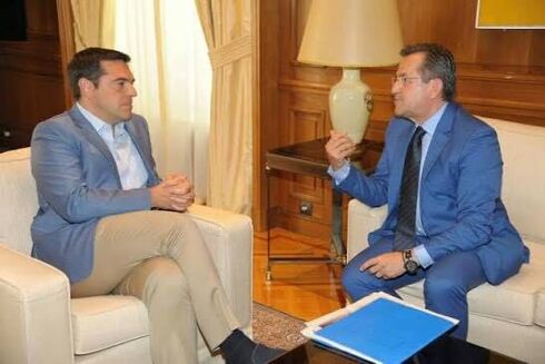 Ο Τσίπρας σπάει τα δεσμά του ΣΥΡΙΖΑ και προκαλεί νέα αναμέτρηση