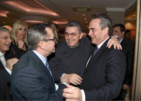 ΜΕΓΑΛΗ ΣΥΓΚΕΝΤΡΩΣΗ ΤΟΥ Ν. ΝΙΚΟΛΟΠΟΥΛΟΥ ΣΤΟ ΞΕΝΟΔΟΧΕΙΟ «PLAZA» ΤΟ ΑΠΟΓΕΥΜΑ ΤΗΣ ΔΕΥΤΕΡΑΣ