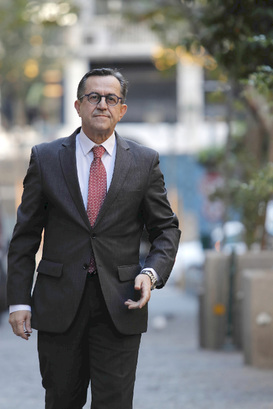 Νίκος Νικολόπουλος: Άρχισε το προεκλογικό «βόλεμα» από τον Κ. Πελετίδη  με 40 συμβασιούχους! Αφήνει στο δρόμο 850 που δεν είναι «ημέτεροι»!