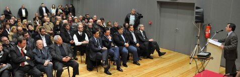 Άλλοι κρύβονται....γιατί φοβούνται τον λαό!!