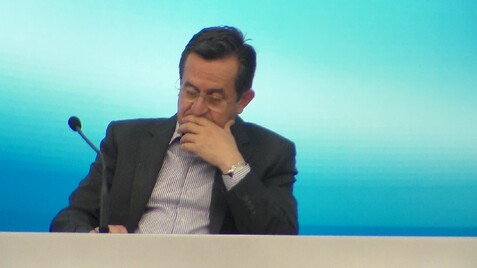 ΘΕΜΑ: «“Ναι” σε πρωτοβουλία για την αποκατάσταση των μικρο-ομολογιούχων από όπου κι αν προέρχεται...»