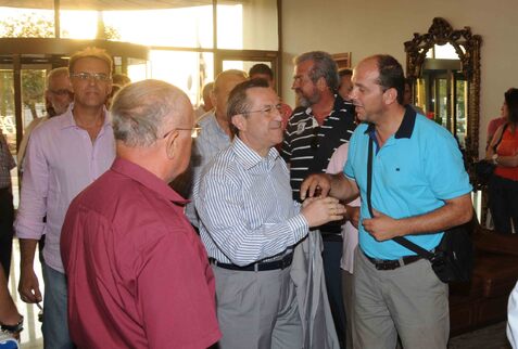 Παραιτήθηκα για να μείνω