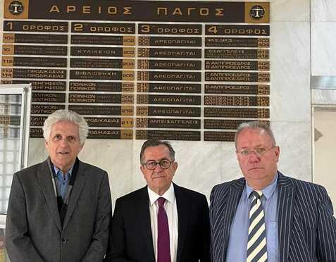 Από την δικαιοσύνη περιμένουμε να διερευνήσει και να αναδείξει τις πραγματικές ευθύνες των πραγματικών ενόχων για σωρεία εγκλημάτων όπως την ανθρωποκτονία (299 Π. Κ.) κατά συρροή με ενδεχόμενο δόλο, δια παραλείψεως, ΔΙΟΤΙ ΓΝΩΡΙΖΑΝ ΟΙ ΥΠΟΥΡΓΟΙ ΚΑΙ ΟΙ ΔΙΟΙΚΗΣΕΙΣ ΠΩΣ ΘΕΤΟΥΝ ΣΕ ΚΙΝΔΥΝΟ ΚΑΘΗΜΕΡΙΝΑ ΤΙΣ ΖΩΕΣ ΧΙΛΙΑΔΩΝ ΑΝΘΡΩΠΩΝ ΚΑΙ ΑΔΙΑΦΟΡΗΣΑΝ!