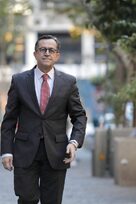 Μαζεύουν υπογραφές για να πάει ο Νικολόπουλος για Δήμαρχος Πατρέων και εκείνος απαντά: Αφουγκράζομαι τις αντιδράσεις και έγκαιρα θα πράξω αναλόγως!