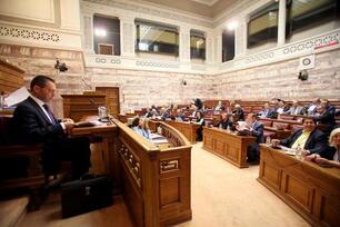 Η αντιπαράθεση των εισηγητών των κομμάτων για τον Ενιαίο Φόρο Ιδιοκτησίας Ακινήτων - Παρέμβαση Γιάννη Στουρνάρα.