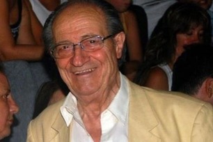 Πλήθος κόσμου αποχαιρέτησε τον "εργάτη" του πολιτισμού και ιδρυτή του ΟΚΠΕ