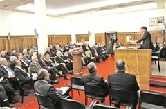 "Πελοπόννησος": Δύο... φλουριά σε μία συνάντηση