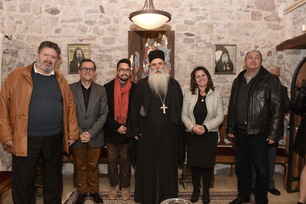 Επίσκεψη φίλων της «Νέας Πάτρας» στην I.M. Ομπλού για τους Β' Χαιρετισμούς